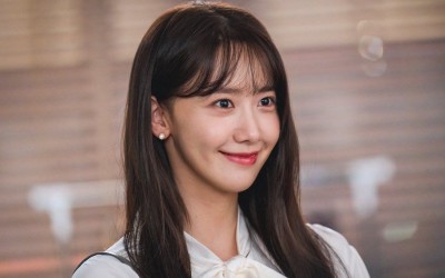 girls-generations-yoona-welcomes-guests-to-king-the-land-with-a-dazzling-smile-in-upcoming-drama
