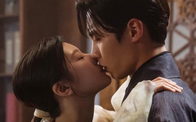 Go Yoon Jung Boldly Kisses Lee Jae Wook On The First Night Of Their Marriage In “Alchemy Of Souls Part 2”