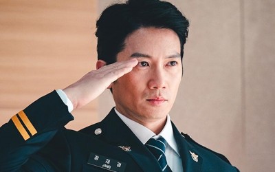 Ji Sung Salutes In Front Of Colleagues After Being Specially Promoted In New Crime Thriller Drama "Connection"