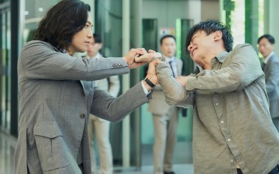 Jin Goo Tries To Stop An Employee From Setting Himself On Fire In 