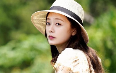 Jun So Min Shows Her Character’s Sweet And Innocent Side Despite Her Shocking Secret In “Show Window: The Queen’s House”