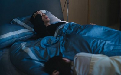 Jung So Min Falls Asleep By Jung Hae In's Side In "Love Next Door"