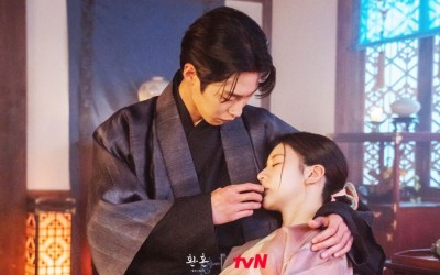 lee-jae-wook-tenderly-takes-care-of-an-unconscious-go-yoon-jung-in-alchemy-of-souls-part-2