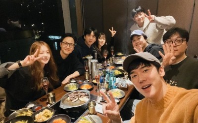 “Reply 1994” Cast And Director Reunite To Celebrate The Drama’s 10th Anniversary