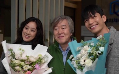 watch-jung-ryeo-won-and-wi-ha-joon-share-emotional-farewell-at-final-filming-for-the-midnight-romance-in-hagwon