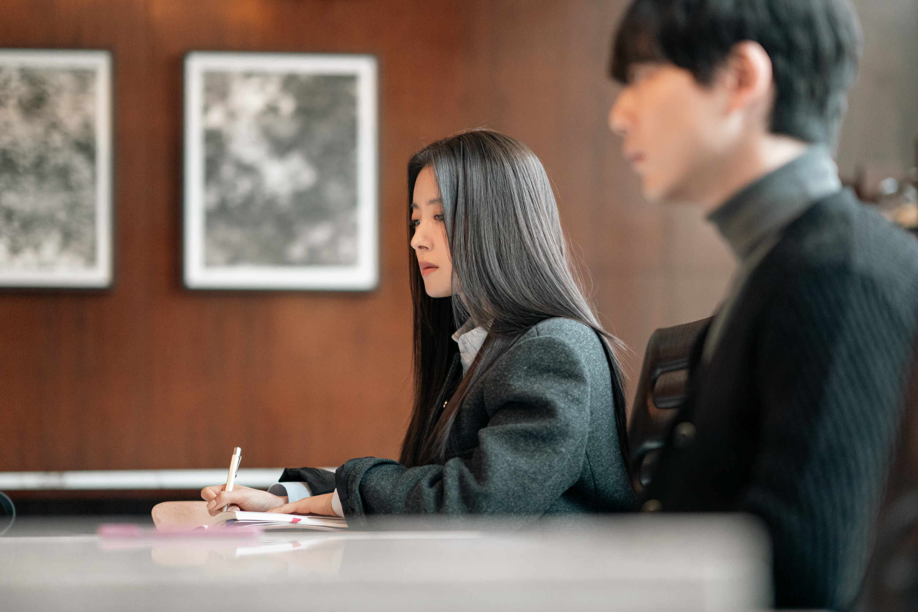 Lee Se Young And Sakaguchi Kentaro Feel The Passage Of Time In 