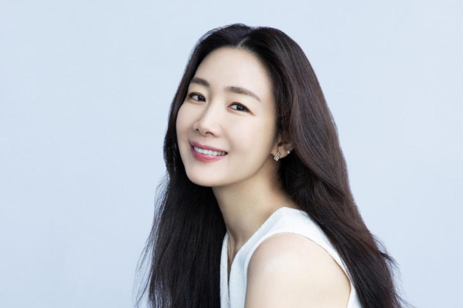 Choi Ji Woo Signs With New Agency After Leaving YG