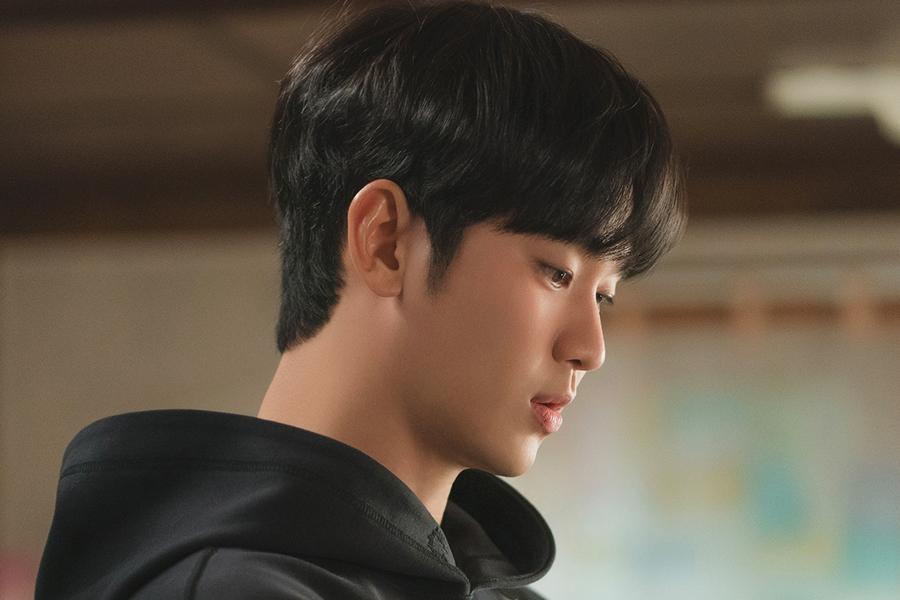 Kim Soo Hyun Confirmed To Sing For “Queen Of Tears” Soundtrack