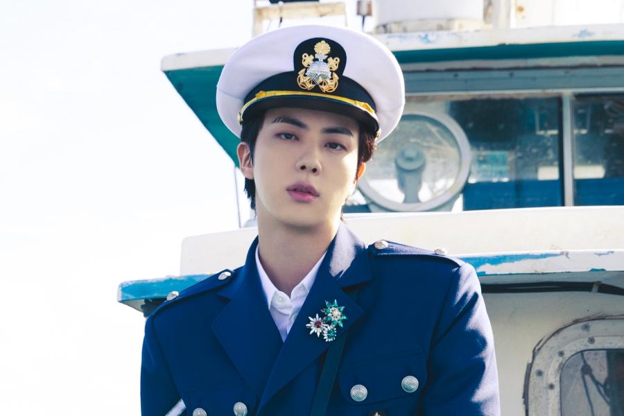 BTS's Jin To Give Out Hugs In Special FESTA Event After Military Discharge