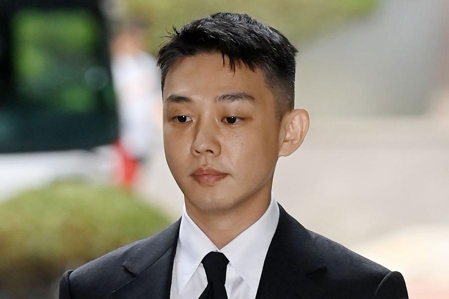 Yoo Ah In's Father Passes Away