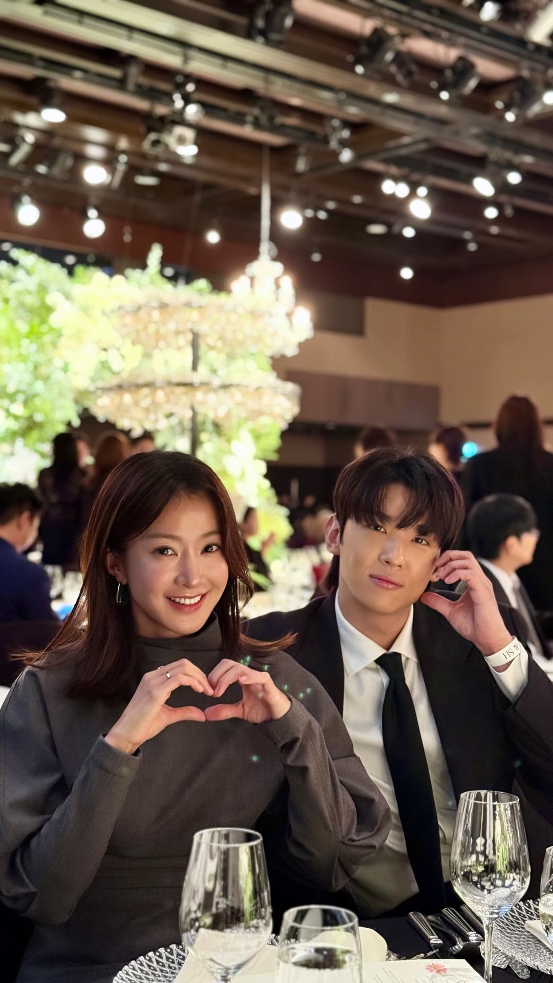 Cho Sae Ho Gets Married With Blessings From Friends And Acquaintances At Star-Studded Wedding