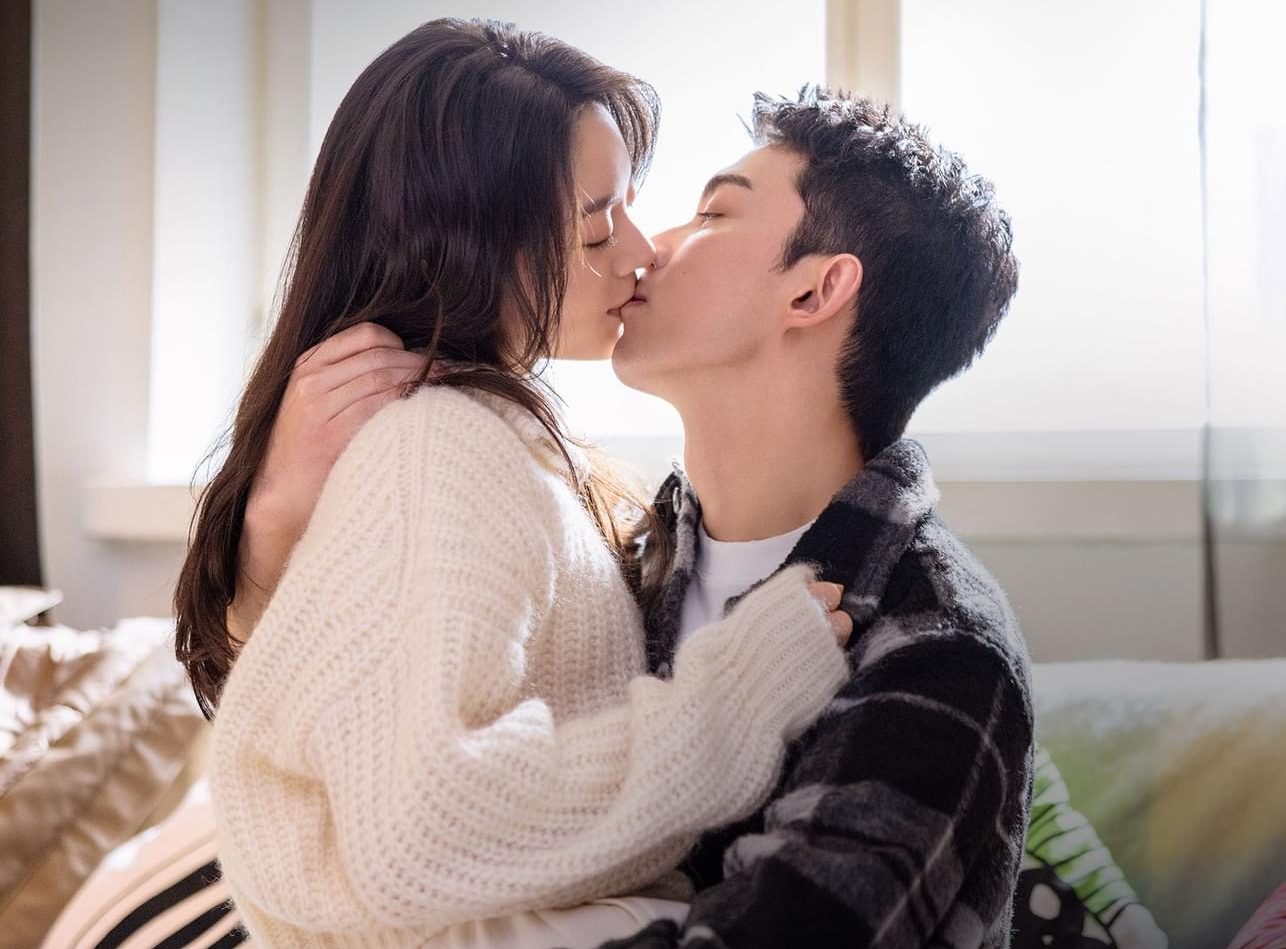 5 C-Dramas With Couples That Have Scorching Chemistry