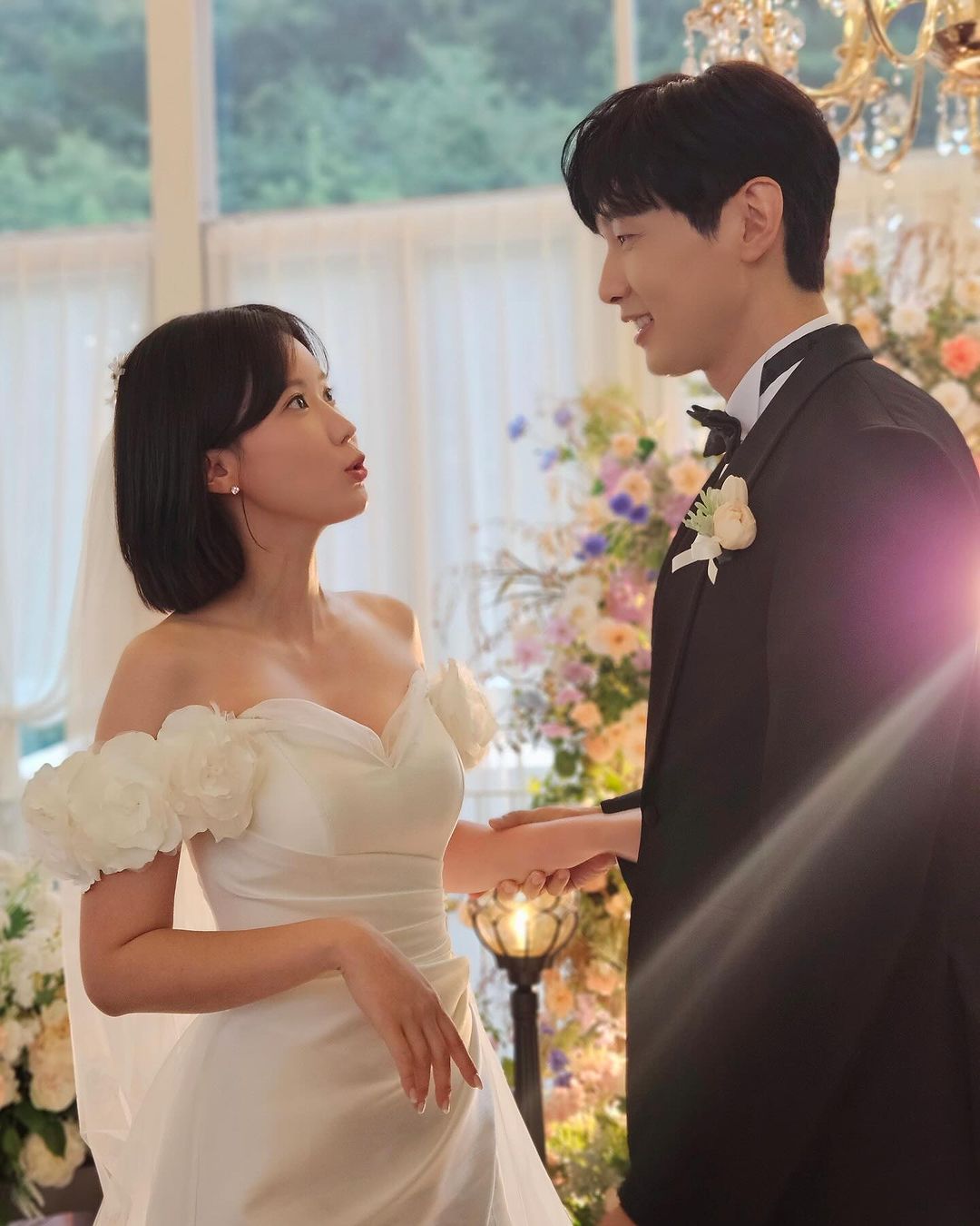 Im Soo Hyang Shares Stunning Behind-The-Scenes Wedding Photos With Ji Hyun Woo On Set Of “Beauty and Mr. Romantic”