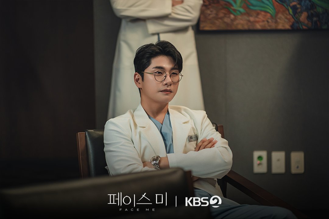 Lee Yi Kyung Shares Why He Chose To Star In “Face Me,” Insights On His Character And Role Preparation, And More