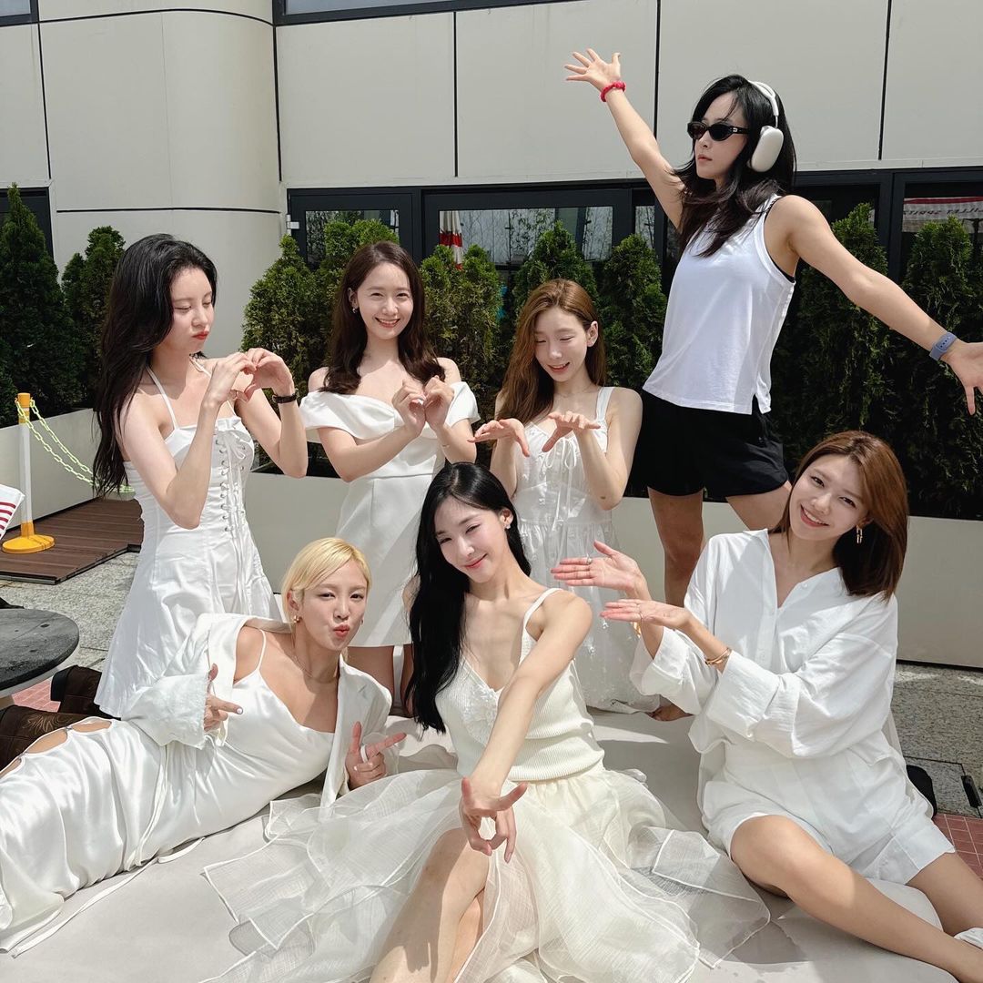 Watch: Girls' Generation Shares Adorable Photos And Videos From 17th Anniversary Reunion