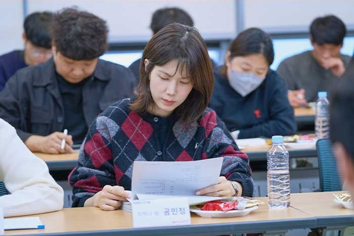 Watch: Jun So Min, Choi Daniel, Gong Min Jung, And More Impress At Script Reading For New Rom-Com Drama