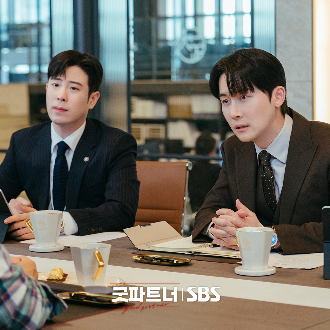 Jang Nara, Nam Ji Hyun, Kim Jun Han, And P.O Gather Together To Solve A Challenging Case In 