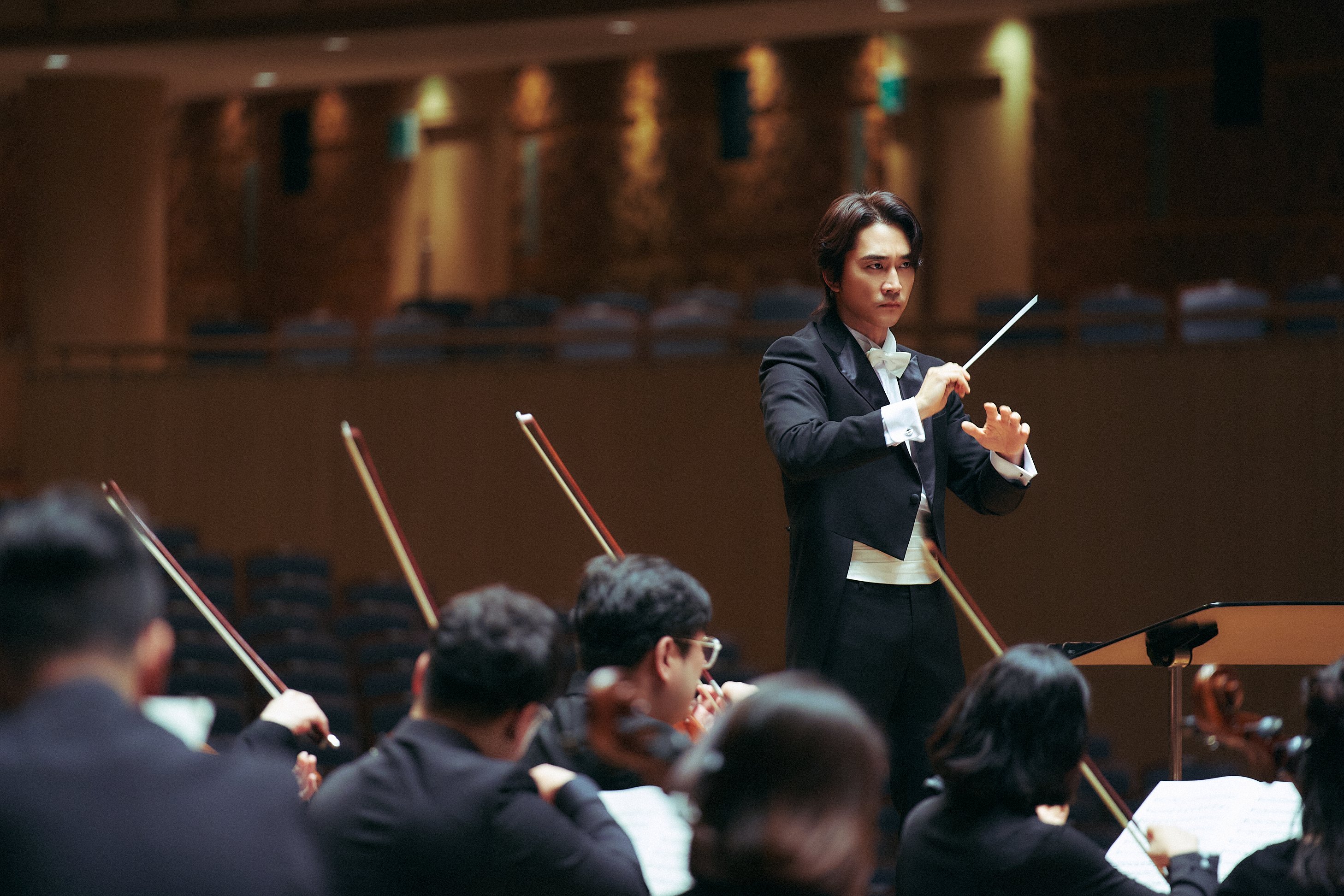 Song Seung Heon Is An Orchestra Conductor With Hidden Desires In Upcoming Film 