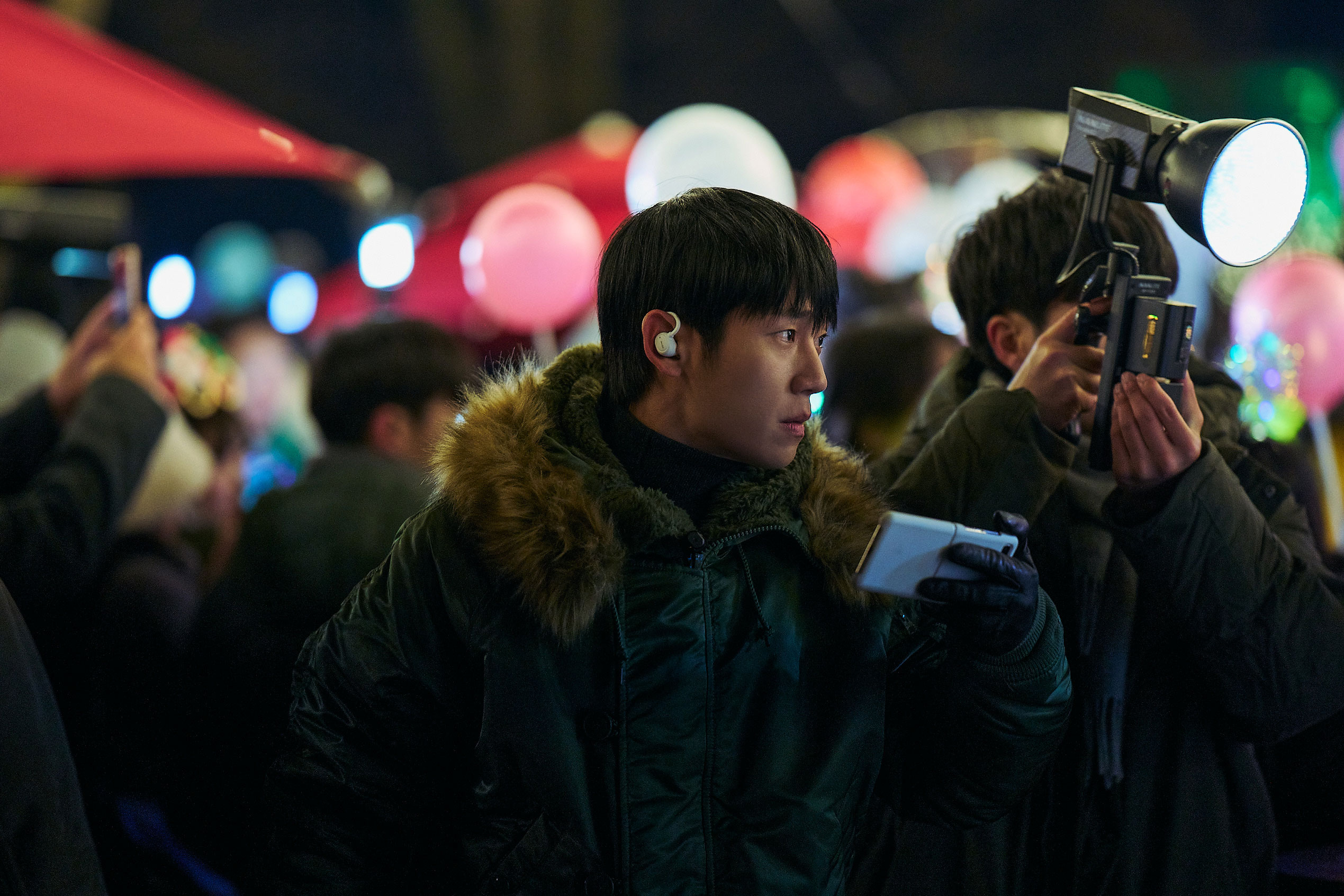 Hwang Jung Min And Jung Hae In Are Relentless In Pursuing Criminals In 