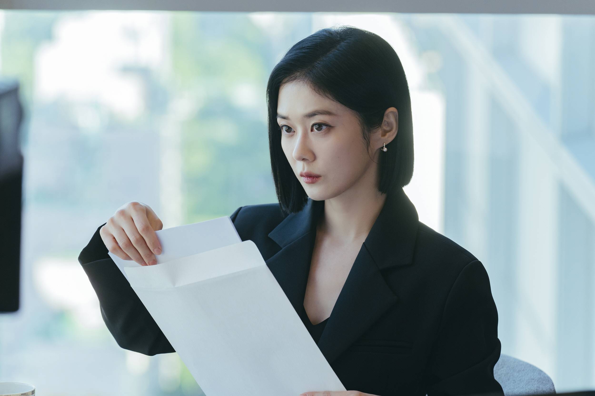 Nam Ji Hyun's Father's Mistress Asks Jang Nara To Fire Her In 