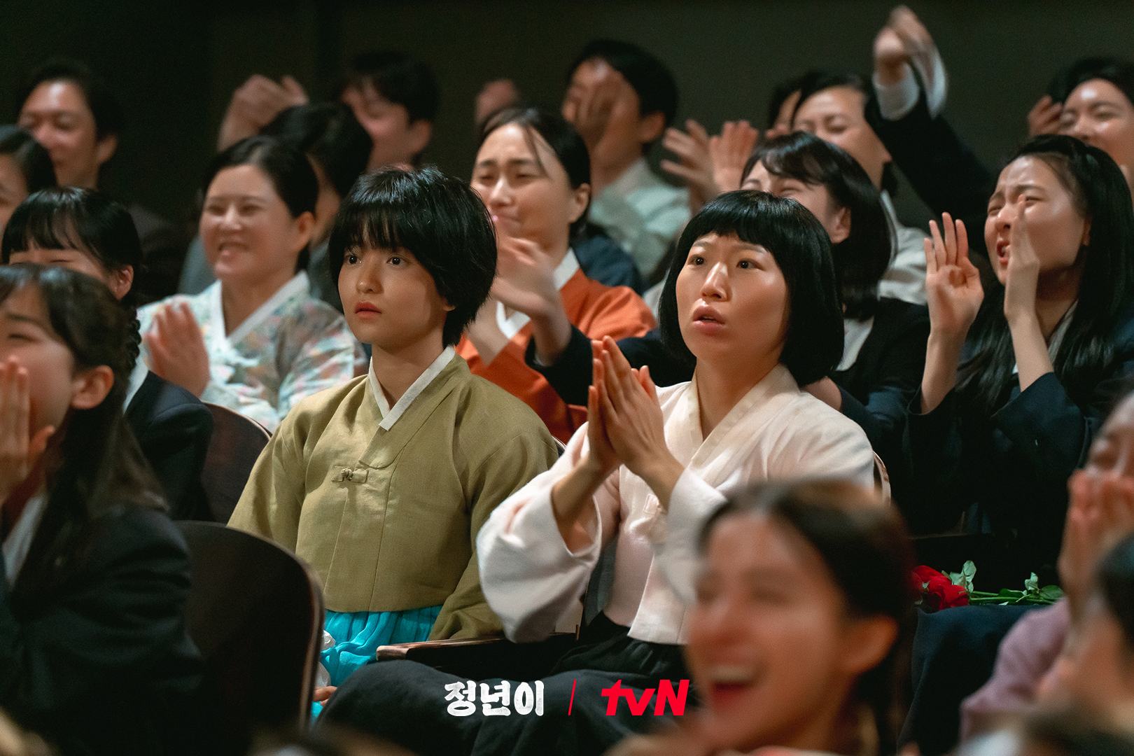 Kim Tae Ri Falls In Love With Traditional Theater After Watching Jung Eun Chae And Kim Yoon Hye's Performance In 