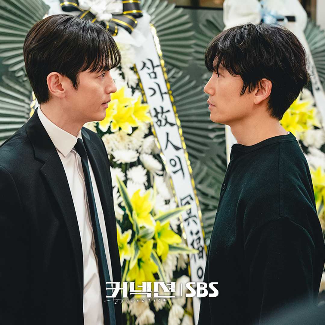 Ji Sung And Kwon Yool Have A Tense Confrontation Over Their Deceased Friend's Insurance In 