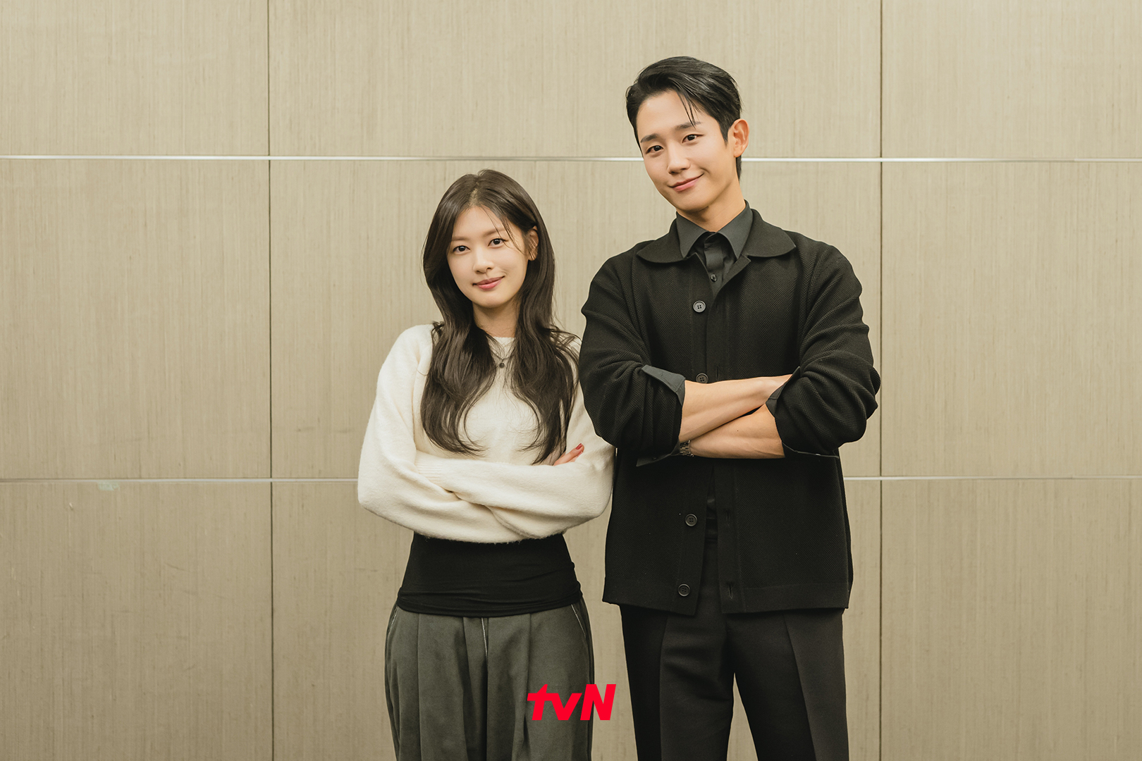 Jung Hae In And Jung So Min Preview Romantic Chemistry At First Script Reading For New Rom-Com Drama 