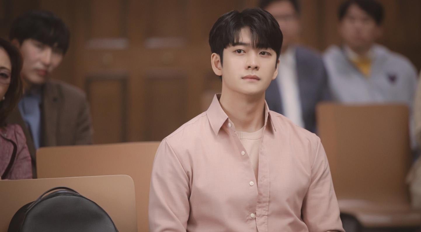 10 K-Drama Male Leads Who Are Total Green Flags