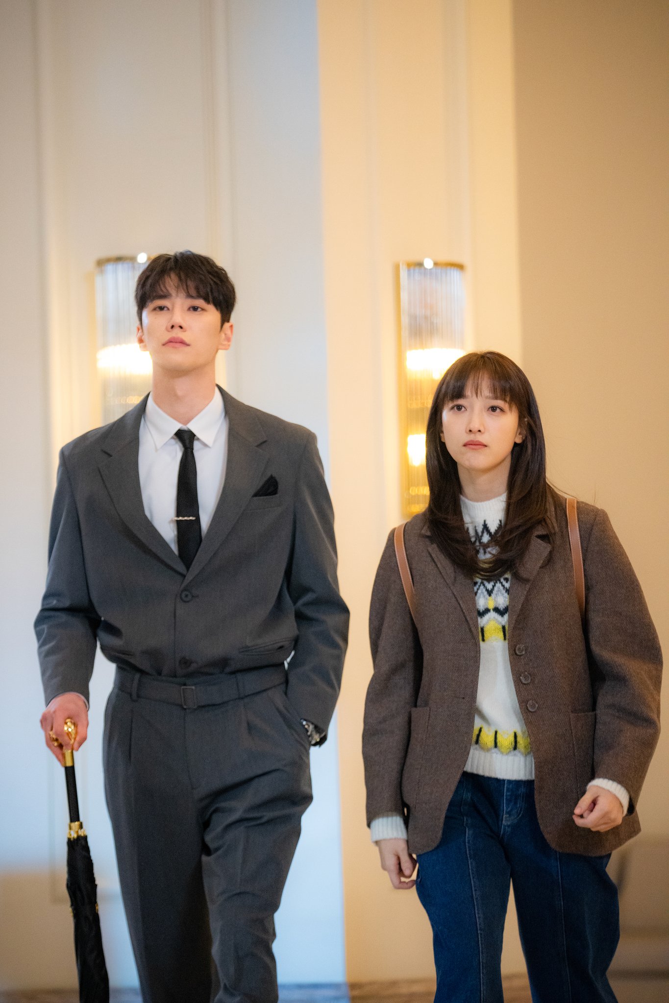 Pyo Ye Jin Gets Boldly Intimate With Lee Jun Young In Upcoming Rom-Com 