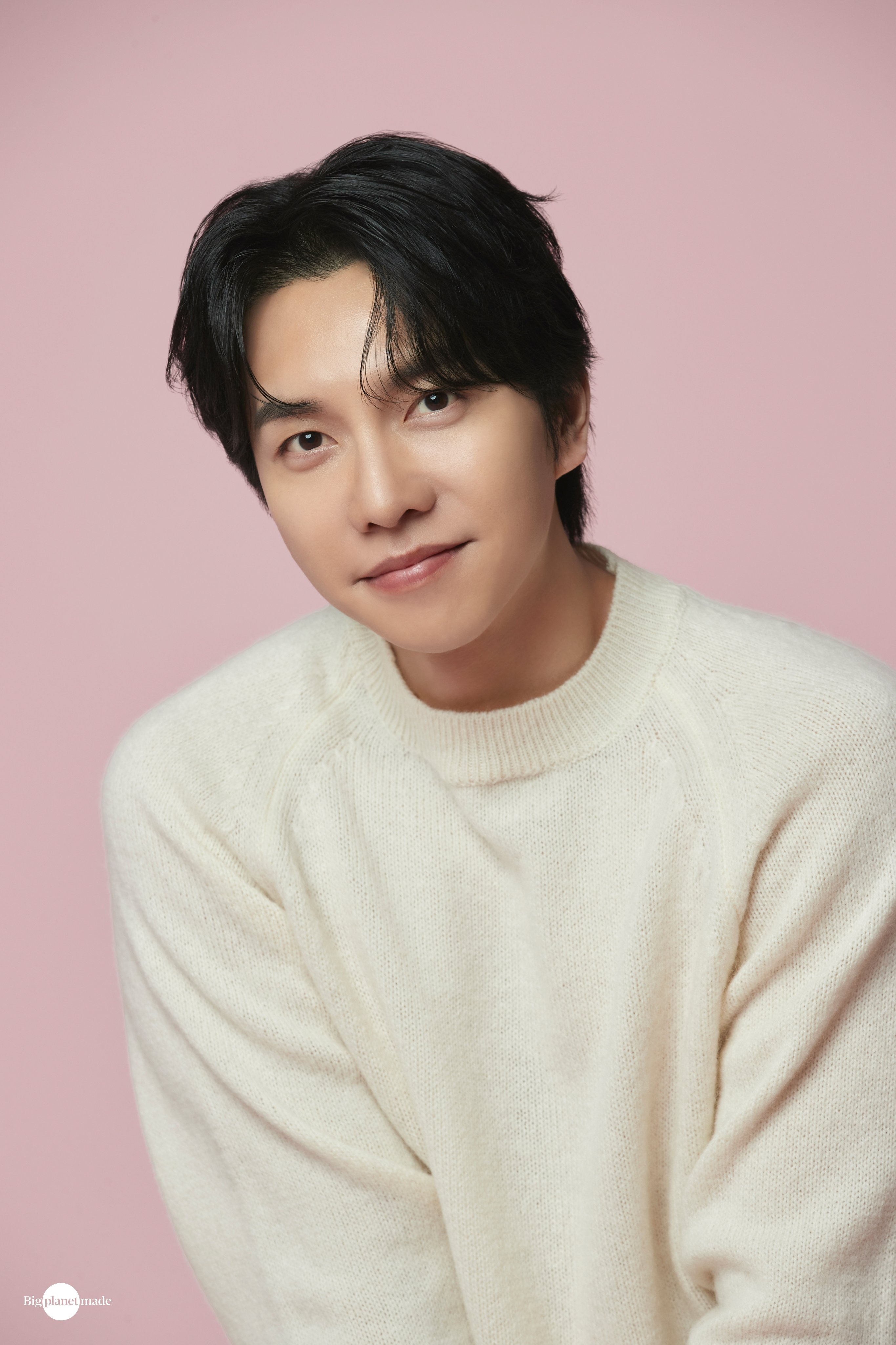 Lee Seung Gi Signs With Big Planet Made Entertainment + Drops New Profile Photos