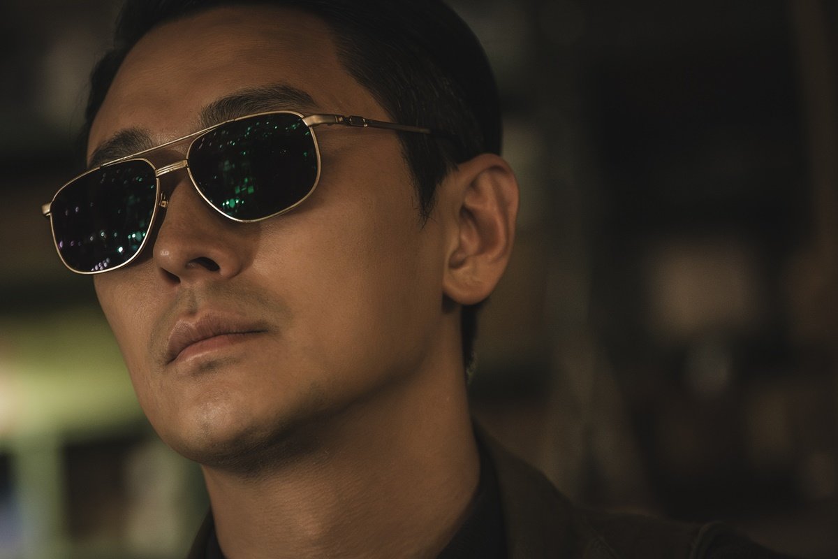 Joo Ji Hoon Is The Owner Of “Light Shop” Who Draws In Enigmatic Guests In Upcoming Drama