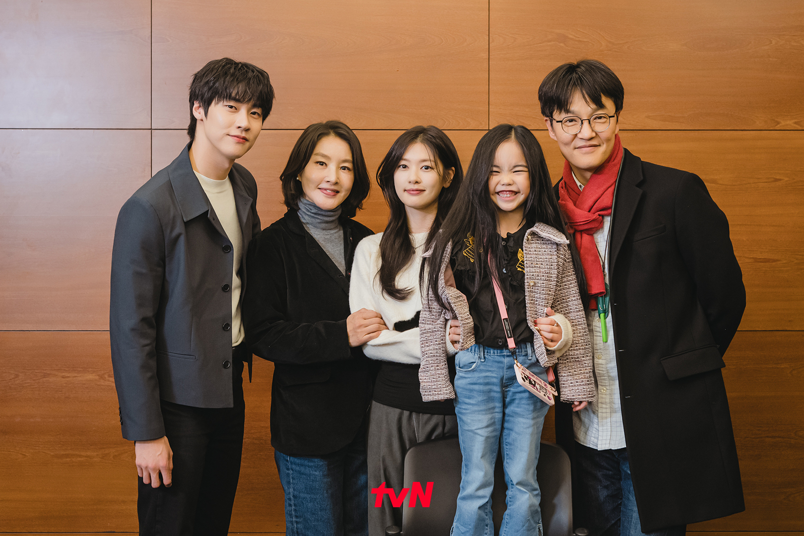 Jung Hae In And Jung So Min Preview Romantic Chemistry At First Script Reading For New Rom-Com Drama 