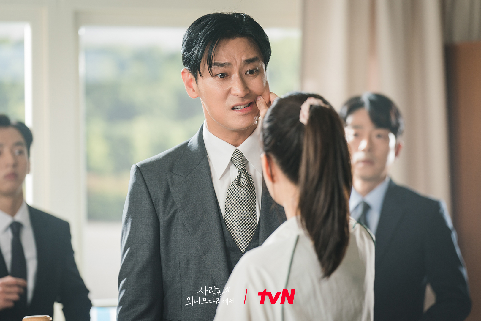 Ju Ji Hoon And Jung Yu Mi Make A Bickering Duo In Upcoming Drama “Love Your Enemy”