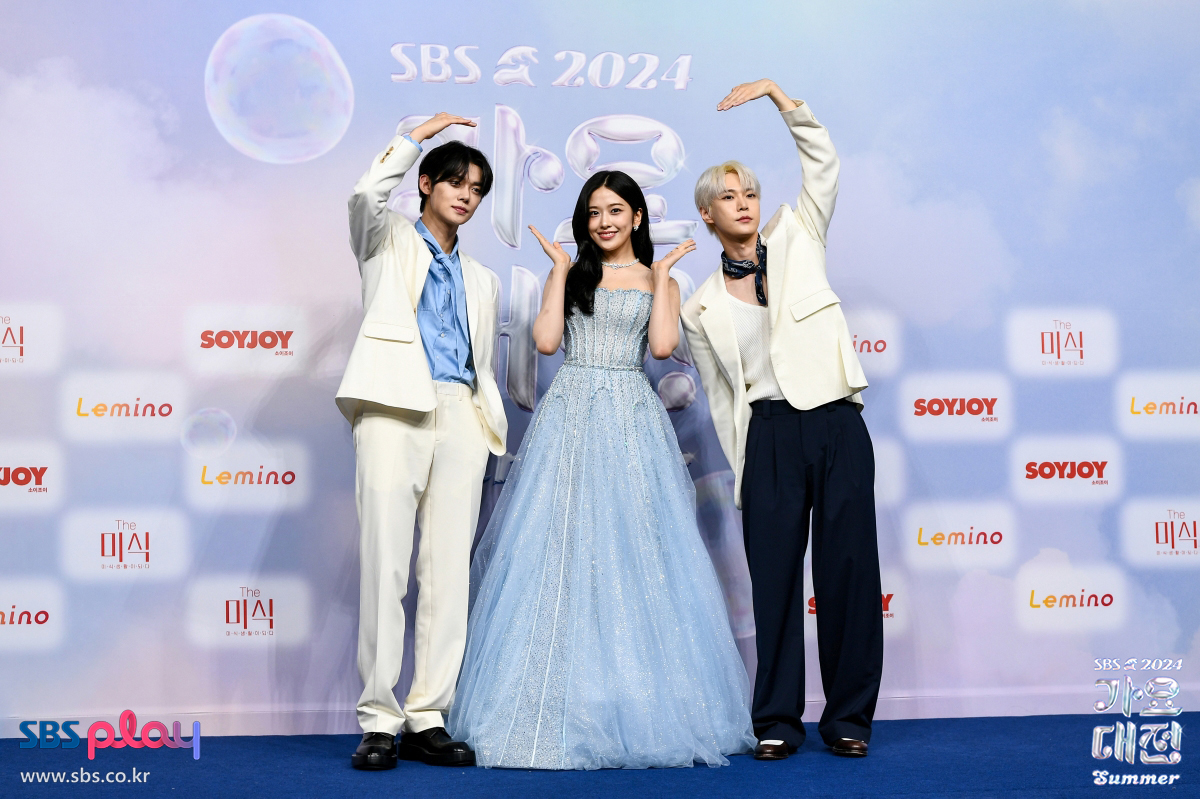 Stars Light Up The Blue Carpet At 2024 SBS Gayo Daejeon Summer