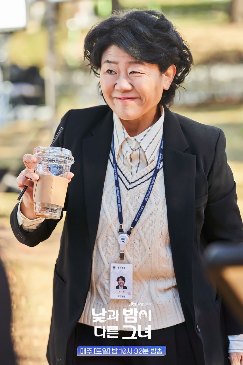 Lee Jung Eun And Baek Seo Hoo Develop A Close Friendship Despite Their Age Gap In 