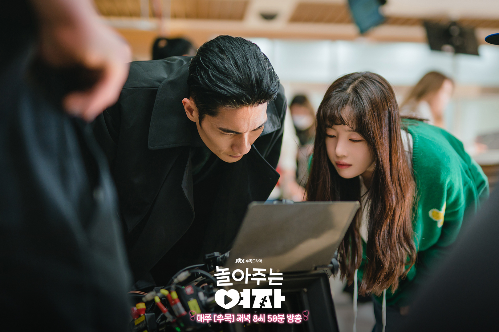 Han Sun Hwa, Um Tae Goo, And Kwon Yool Are Hard At Work Behind The Scenes Of 