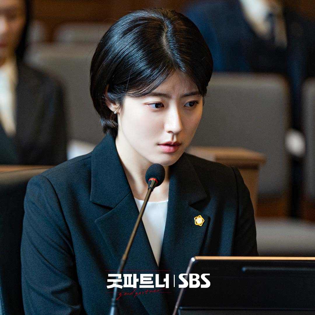 Nam Ji Hyun's 1st Courtroom Trial Gets Off To Disastrous Start As Jang Nara Watches In 