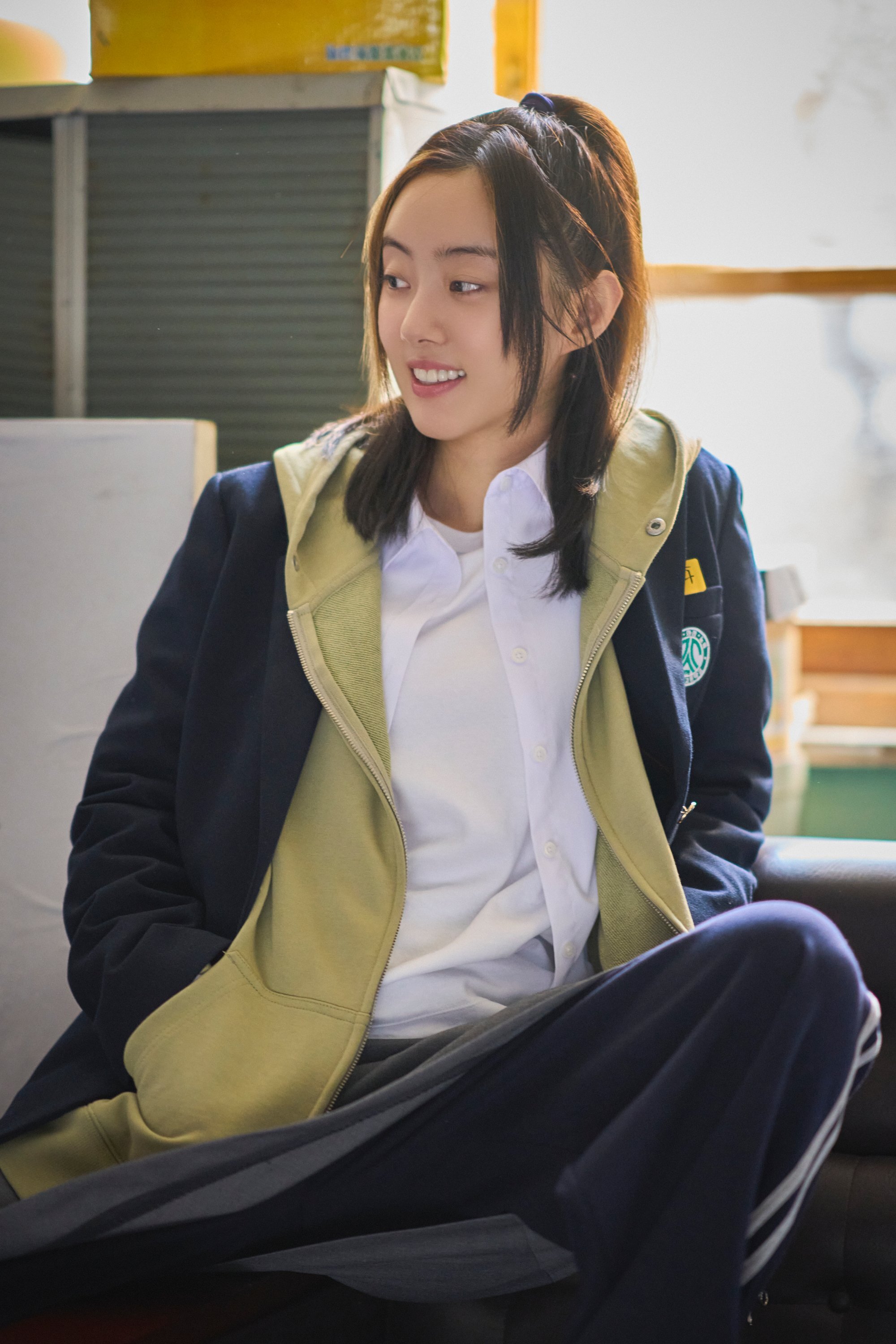 Park Se Wan Shines As Stylish Teen Cheerleader In Upcoming Film 