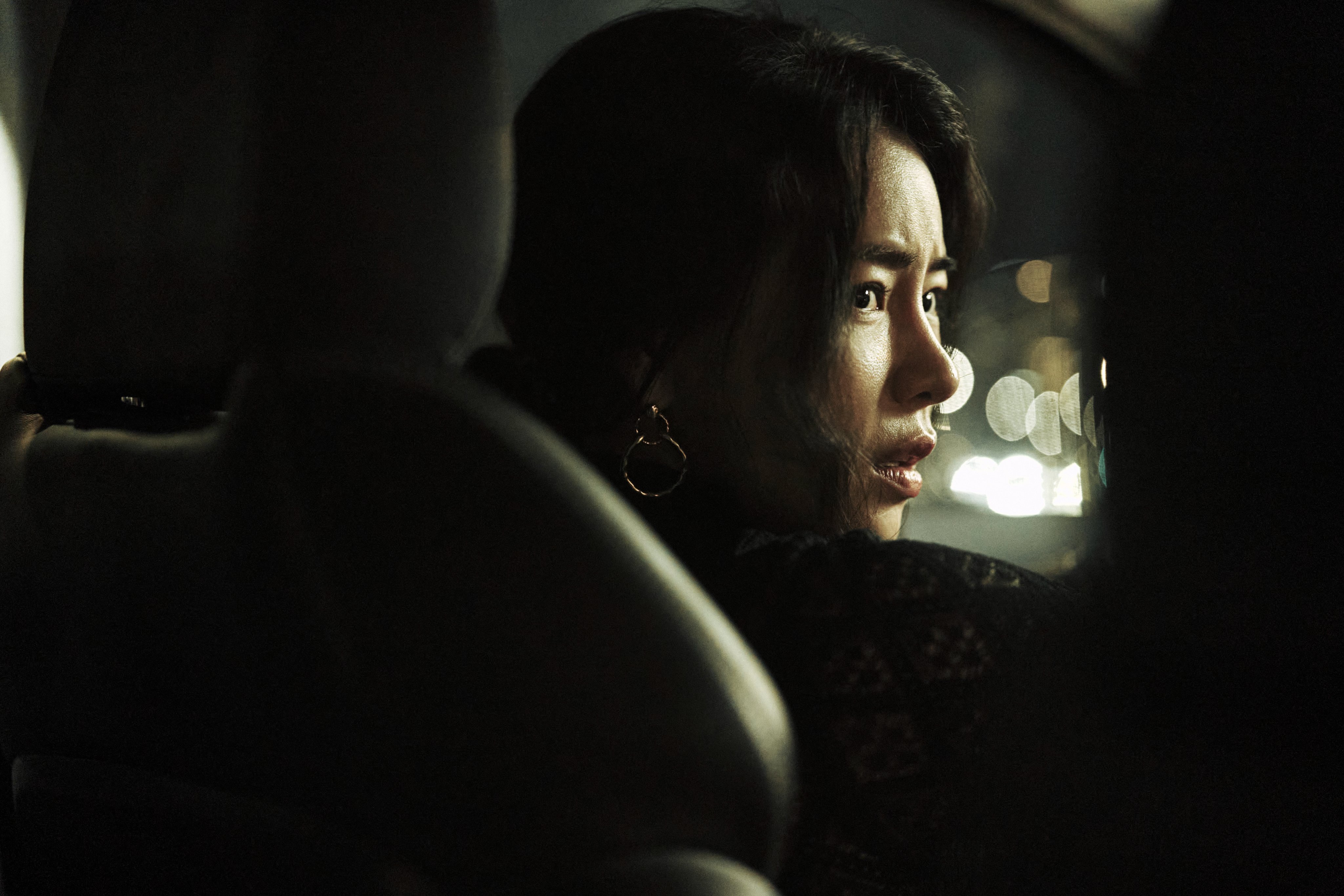 Jeon Do Yeon Chases Down Ji Chang Wook With Help Of Lim Ji Yeon In Upcoming Film 