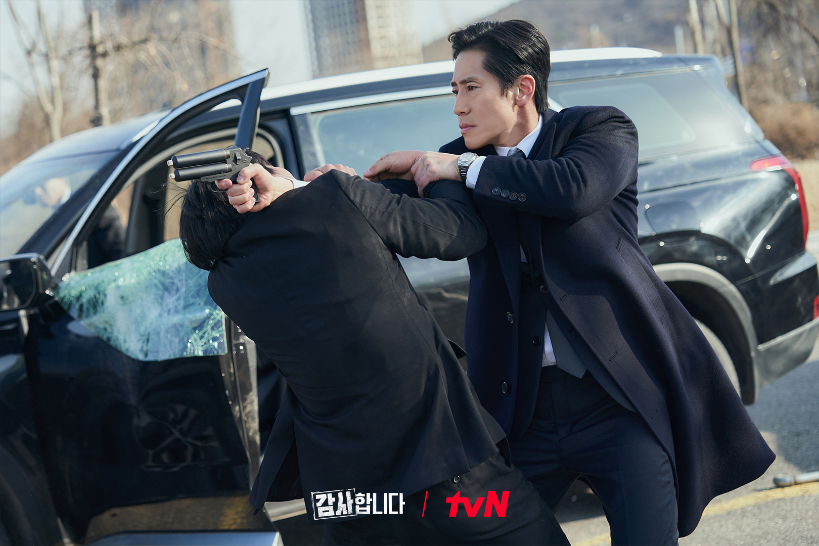 Shin Ha Kyun Sets Out To Catch Corruption In New Drama 