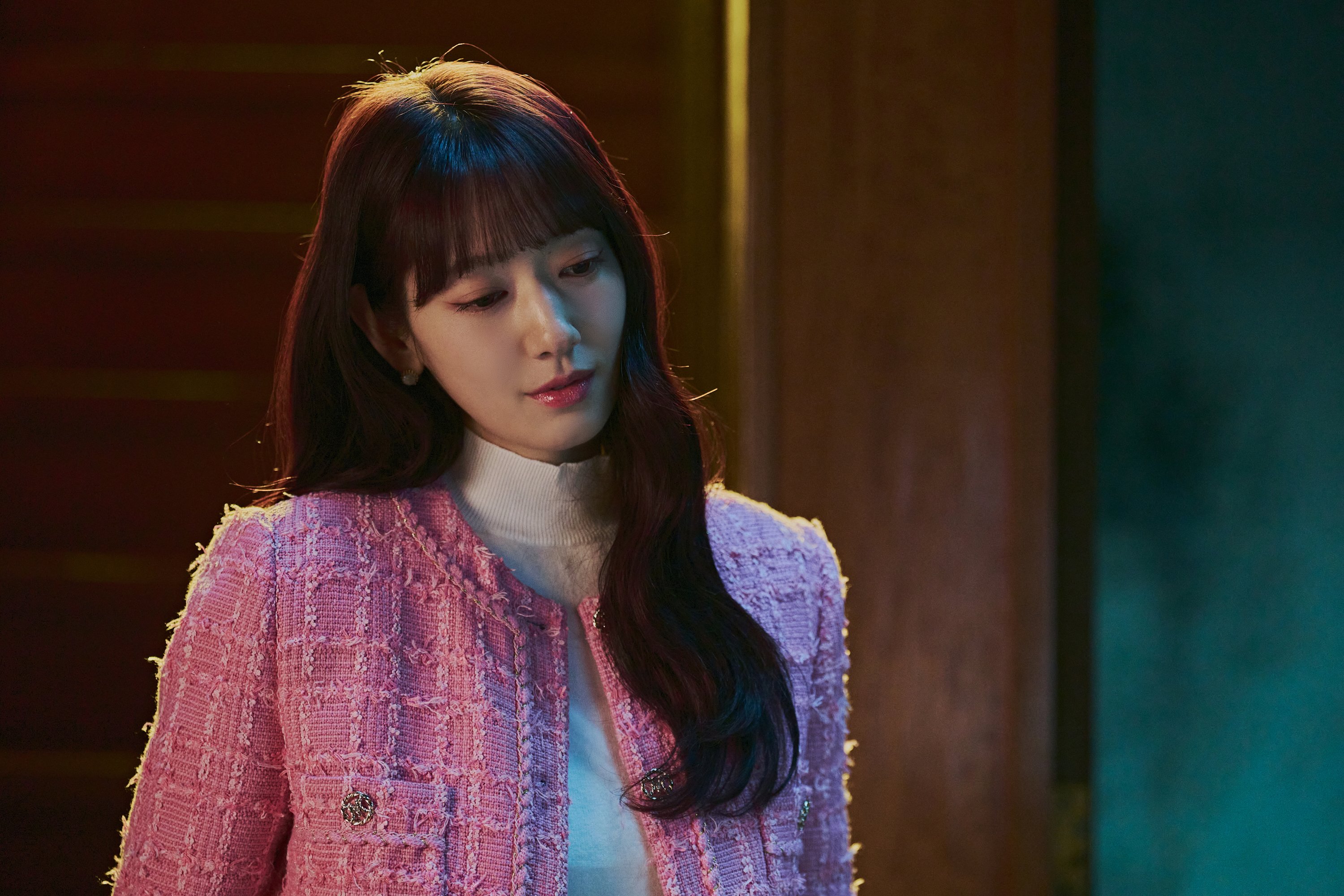 Park Shin Hye Transforms Into A Judge Taken Over By A Demon In New Fantasy Romance Drama 