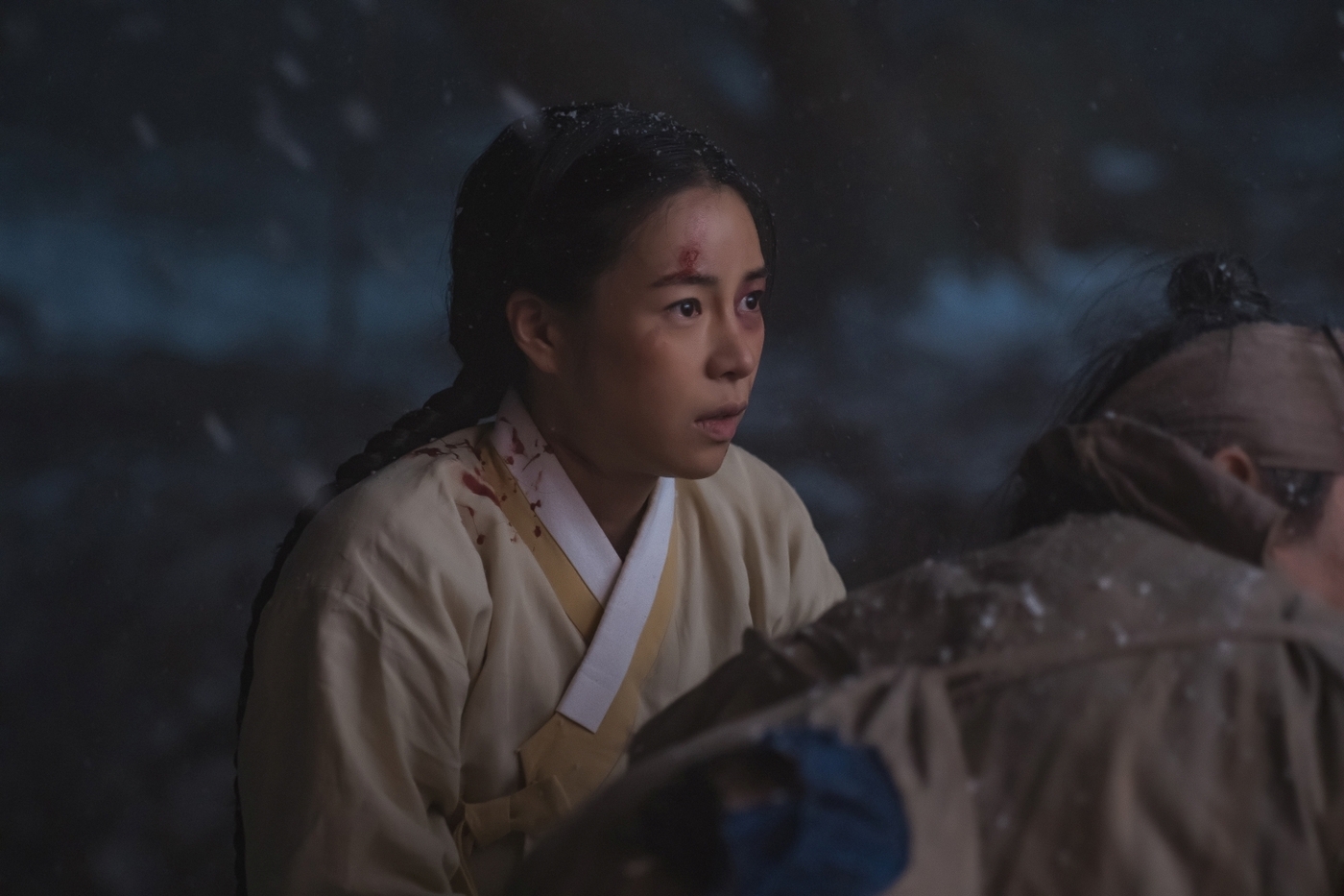 Lim Ji Yeon Flees From Slavery To Survive In New Historical Drama “The Tale Of Lady Ok”