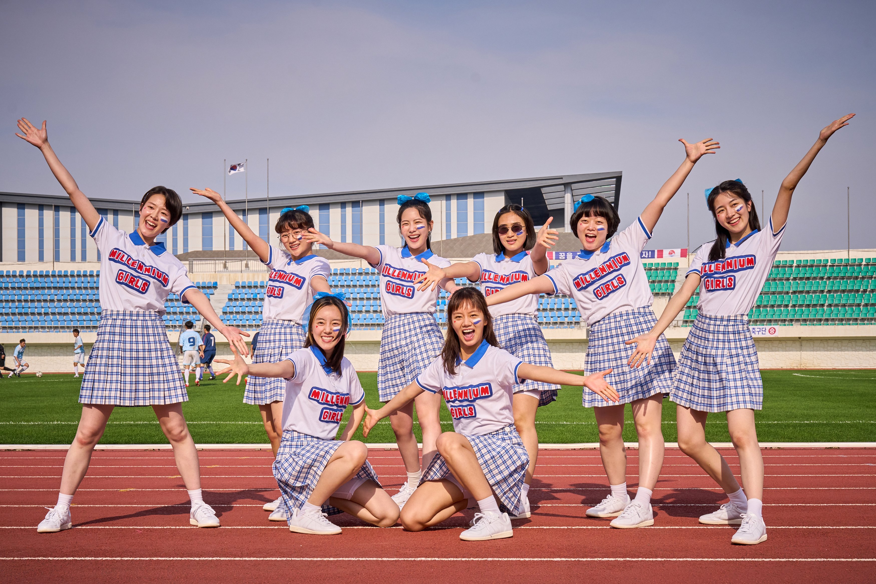 Hyeri, Park Se Wan, And Jo Aram Team Up To Launch A Cheerleading Club In Upcoming Film 