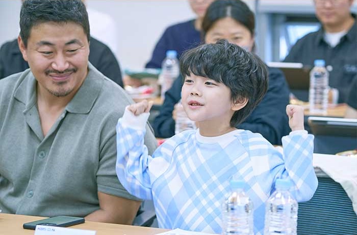 Watch: Jun So Min, Choi Daniel, Gong Min Jung, And More Impress At Script Reading For New Rom-Com Drama