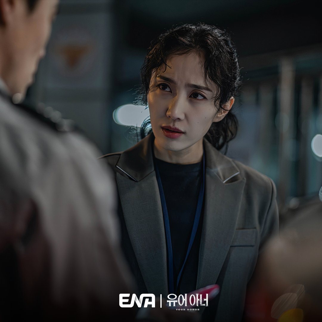 Park Ji Yeon Disrupts Son Hyun Joo’s Plan To Cover Up His Son’s Crime In “Your Honor”